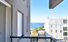 Mm Residence